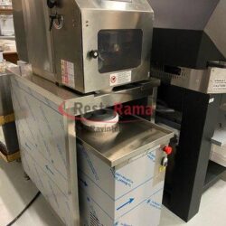 Taikinan paloittelija ja pyörittäjä