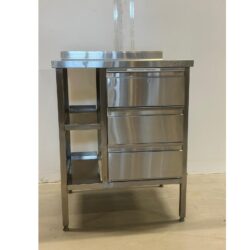 K 70cm RST-työtaso laatikoilla