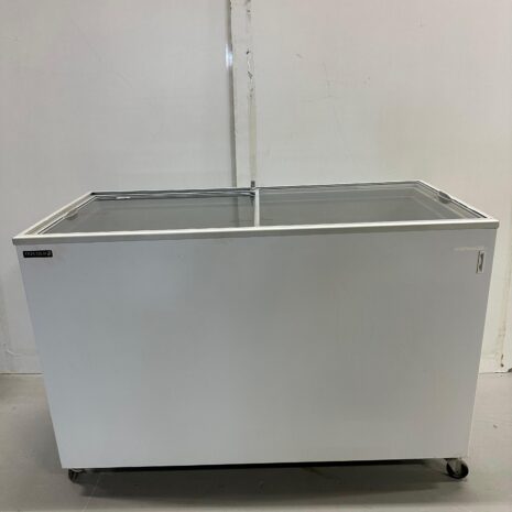 cd9b253a-50e0-42cb-8ba9-1e3f7cc45a88